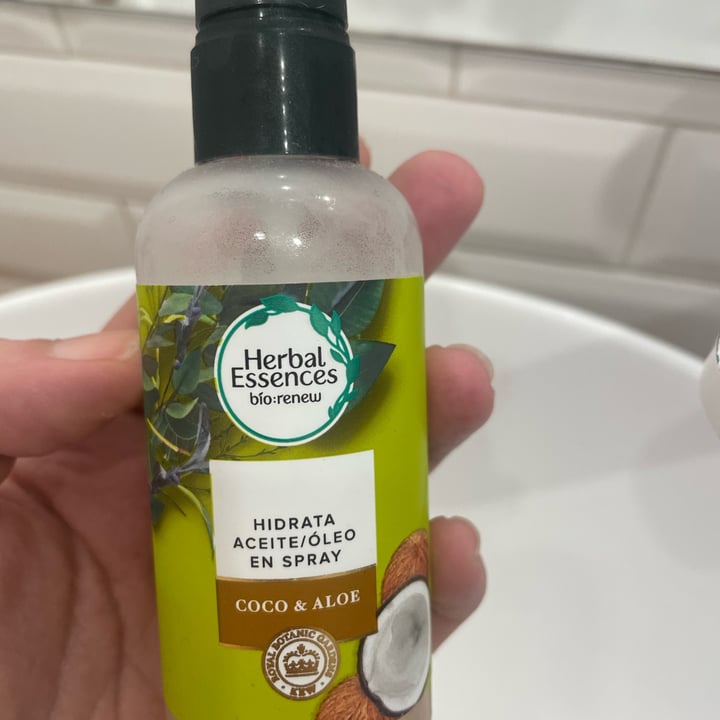 review photo of Herbal Essences Hair Oil Blend shared by @anna88 on 16 Apr 2022 - review