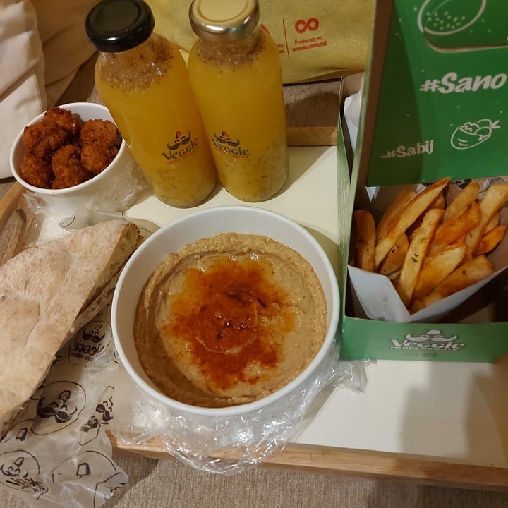 photo of Veggie Medio Oriente Hummus shared by @pucky on  04 Apr 2021 - review