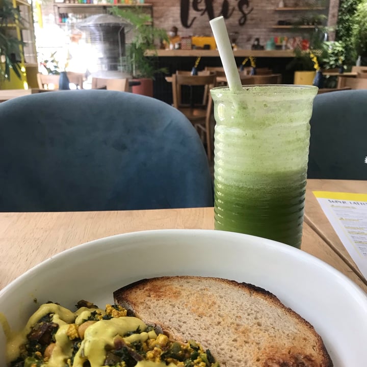 photo of Lexi's Healthy Eatery Hot Chick shared by @sarahjeggle on  20 Aug 2021 - review