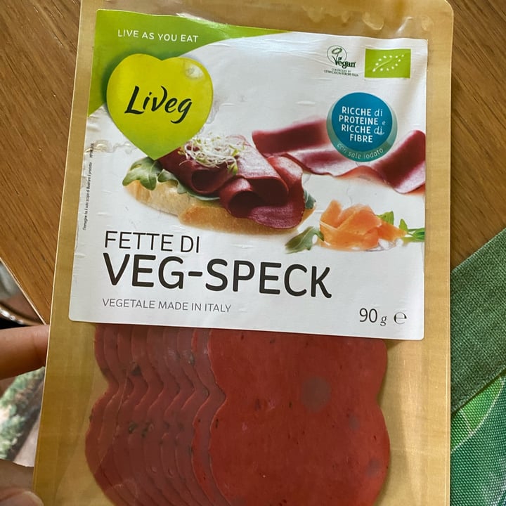 photo of Liveg Fette di veg-speck shared by @alessiacarrara on  05 Oct 2021 - review