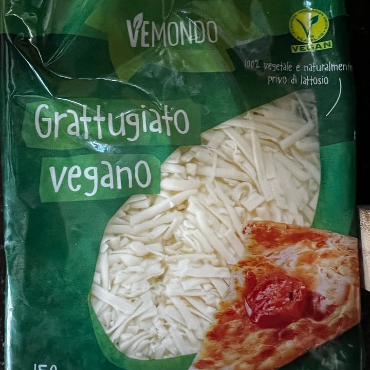 photo of Vemondo Grattugiato Vegano shared by @saretta32 on  21 Mar 2022 - review