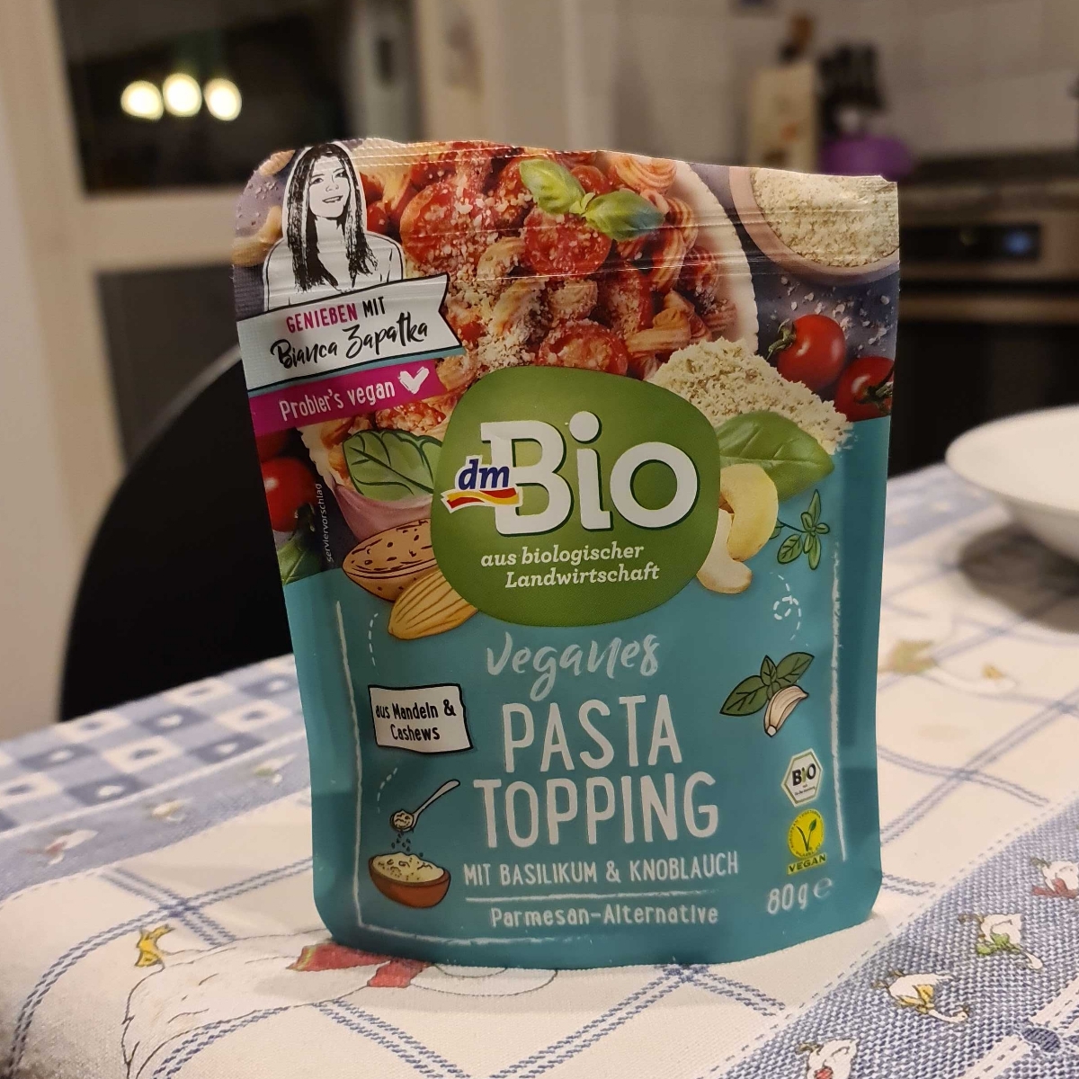 dmBio Veganes Pasta Topping mit Basilikum &amp; Knoblauch Reviews | abillion