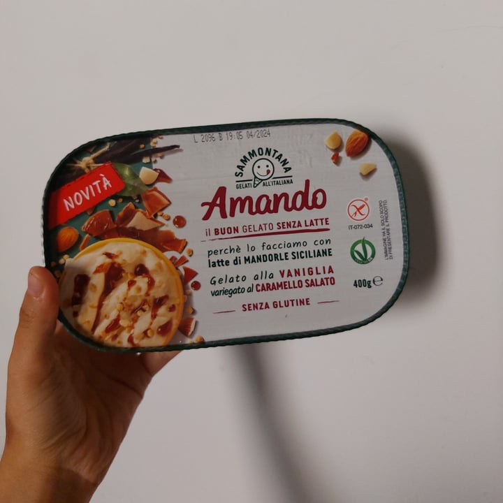 photo of Sammontana amando caramello salato shared by @junimilano on  11 Jun 2022 - review
