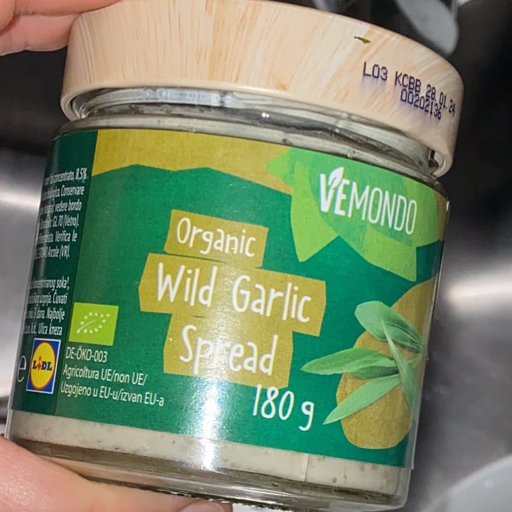 photo of Vemondo  Organic Wild Garlic Spread shared by @katia97 on  19 Oct 2022 - review