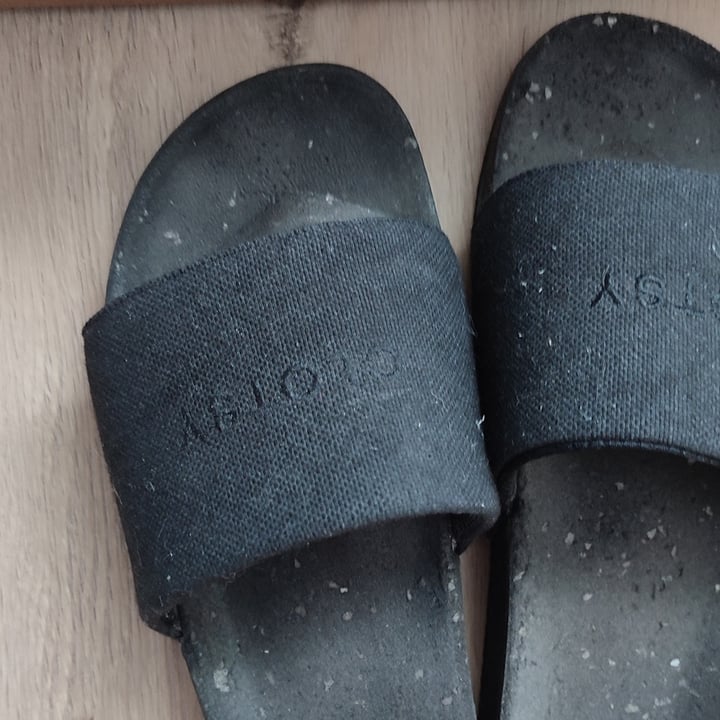 review photo of Clotsy Brand Chanclas shared by @pickyrabbit on 08 Jul 2022 - review