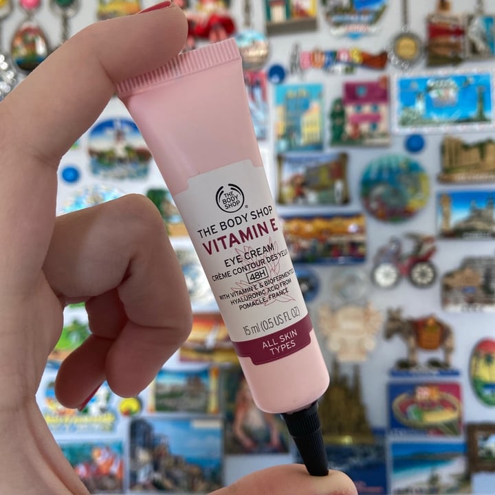 photo of The Body Shop Vitamin E Eye Cream shared by @fernandakloppel on  22 Jul 2021 - review