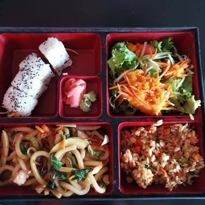 photo of Basho bento box vegetariano shared by @aflyingdeer on  20 May 2022 - review