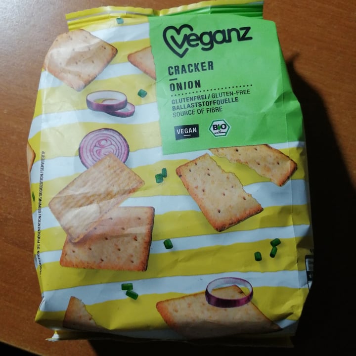 review photo of Veganz Cracker Onion shared by @owly on 02 Apr 2022 - review