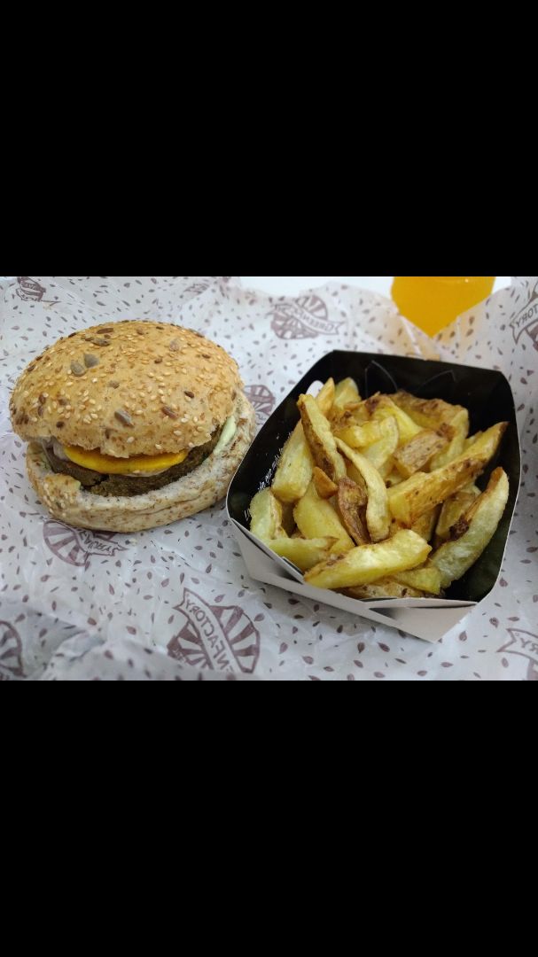 photo of Green Factory Hamburguesa Fortificada B12 shared by @melsky on  07 Apr 2020 - review