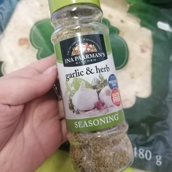 photo of Ina Paarman’s Kitchen Garlic & Herb Seasoning shared by @leandri-k on  06 Apr 2022 - review