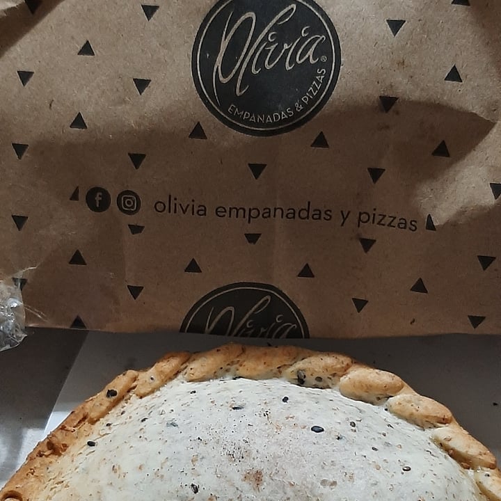 photo of Olivia Pizzas y Empanadas Empanada de Tofu y Cebolla a la Mostaza shared by @romisole on  28 May 2022 - review