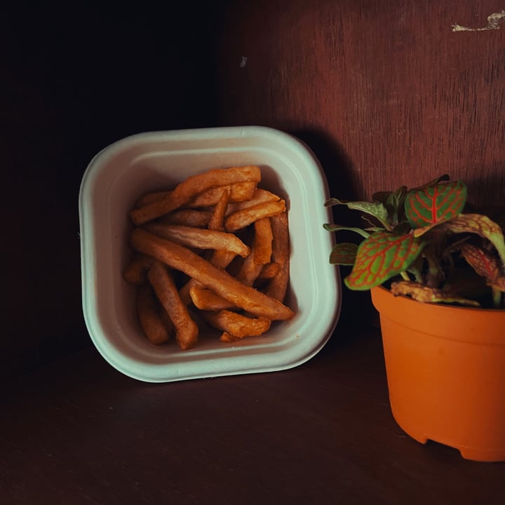 photo of Love Handle  Golden Fries shared by @dafnelately on  24 Apr 2022 - review