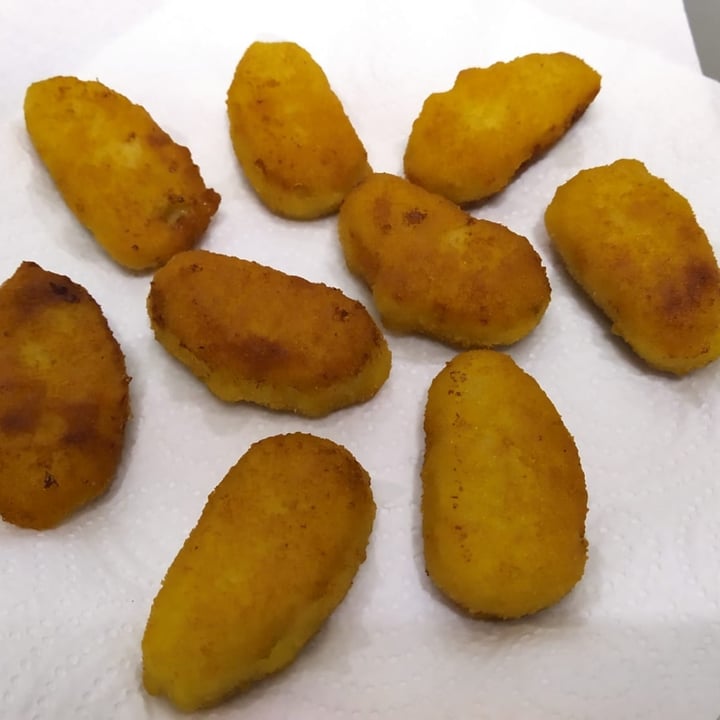 photo of Heura Nuggets Originales shared by @vegan-ana on  15 Jul 2021 - review