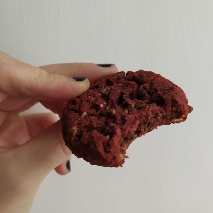 review photo of Vemondo Vegan Oat Cookies Chocolate, Beetroot and Seeds shared by @greyalice on 20 Jun 2022 - review