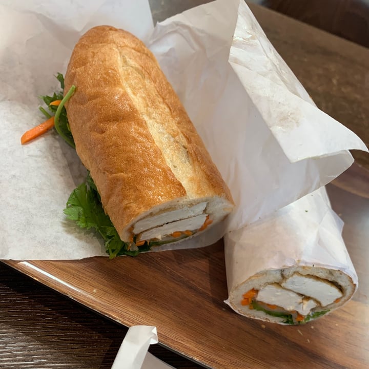 photo of Love Pho Cafe Banh mi with tofu shared by @lasheslashes on  05 Sep 2021 - review