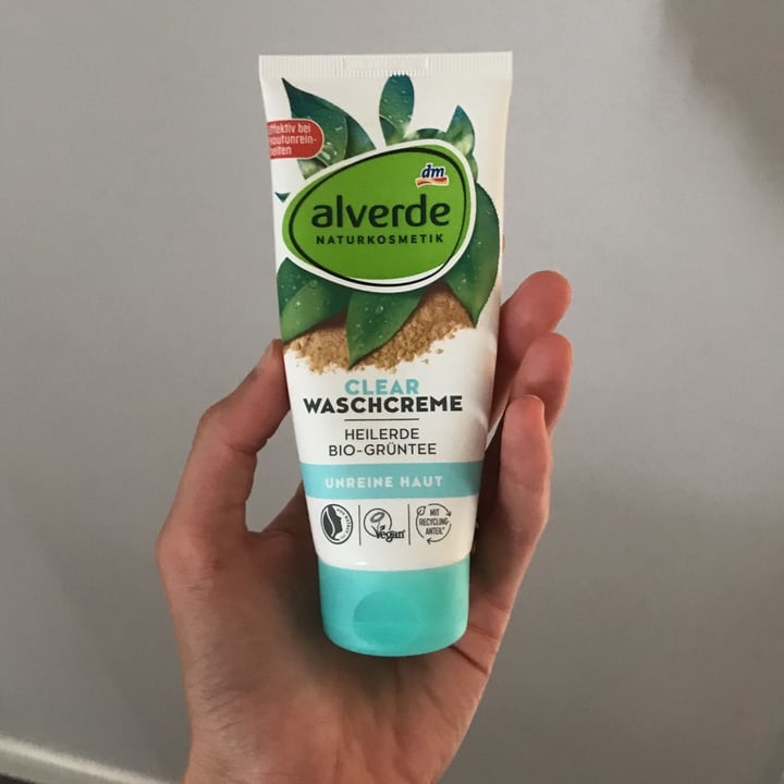 photo of Alverde Naturkosmetik Clear waschcreme shared by @veganillustrator on  11 Aug 2022 - review