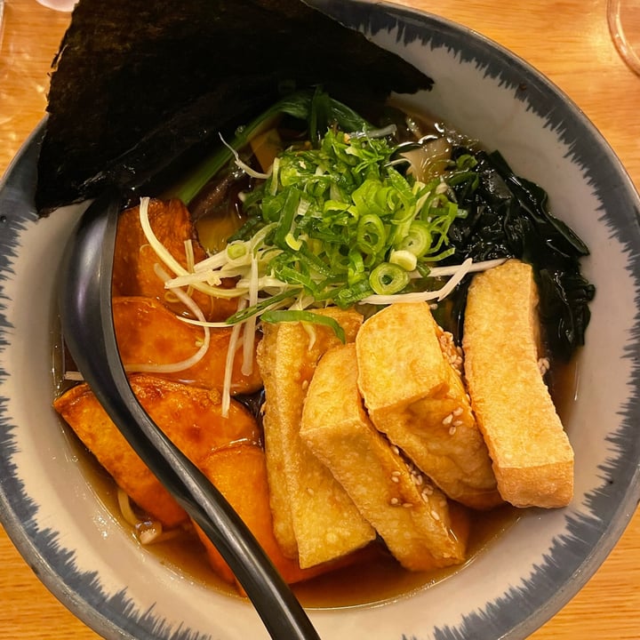 review photo of Takumi Ramen Kitchen Milano Veggie Tofu Shoyu Ramen shared by @saracarenza on 14 Nov 2022 - review