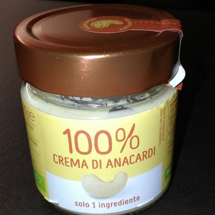 photo of Eurocompany crema di anacardi shared by @ss1850 on  18 Mar 2022 - review