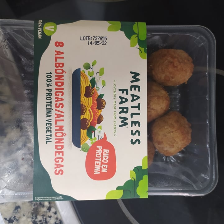 photo of Meatless Farm 8 albóndigas shared by @teysis on  20 May 2022 - review