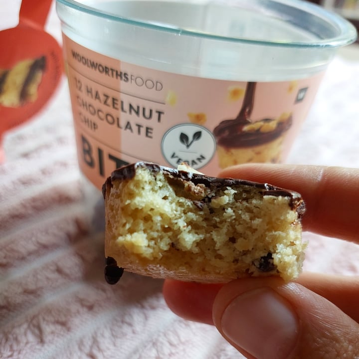 photo of Woolworths Food 12 hazelnut chocolate chip bites shared by @lunascorner on  03 Nov 2022 - review