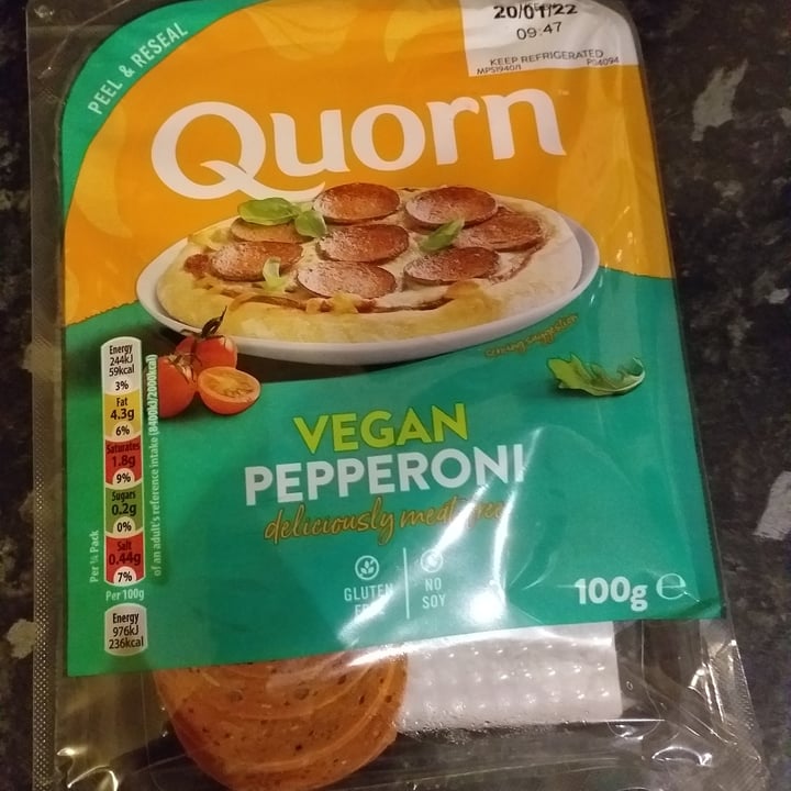 photo of Quorn Vegan pepperoni shared by @glitterball84 on  03 Jan 2022 - review