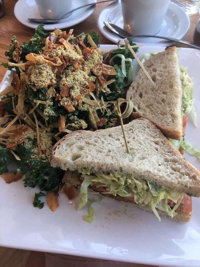 Photo of the dish “Tempeh ‘Bacon’ Sandwich”