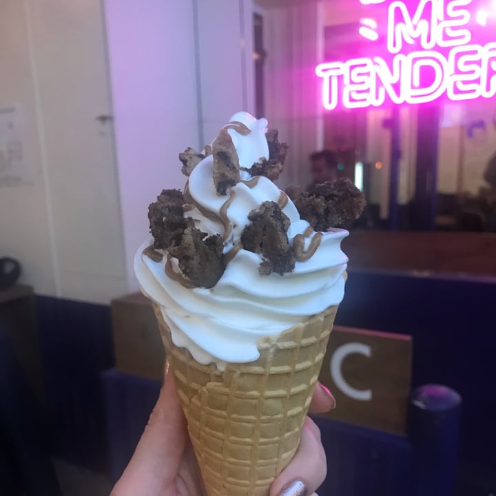 photo of Jimmy's street food Paris pimp ta glace shared by @mallory17 on  22 Jun 2022 - review