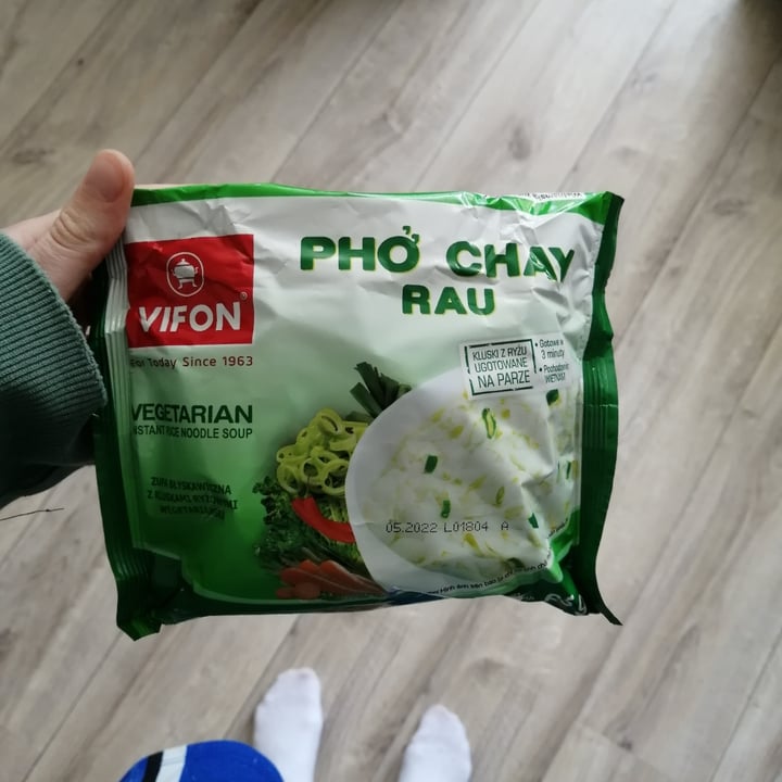 photo of Vifon Vietnamese "Pho" Instant Rice Noodles Vegetarian shared by @veggiehugs on  17 May 2022 - review