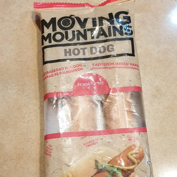 photo of Moving Mountains Hot Dog shared by @luciamf on  24 Jan 2021 - review
