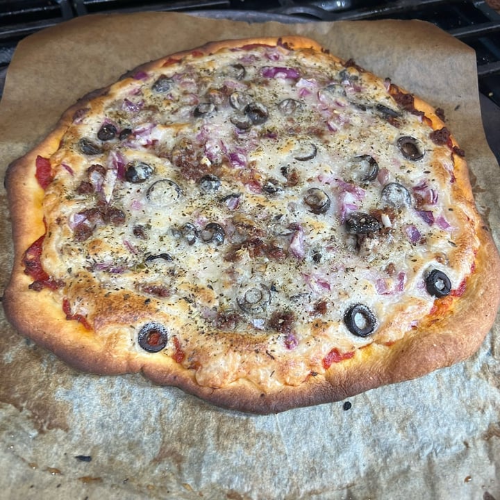 review photo of Miyoko's Creamery Liquid Vegan Pizza Mozzarella shared by @halfsight on 21 Mar 2022 - review