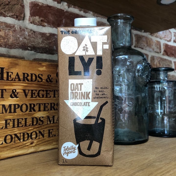 photo of Oatly Oat Drink Chocolate shared by @jessiemaefaulkner on  20 Jul 2020 - review