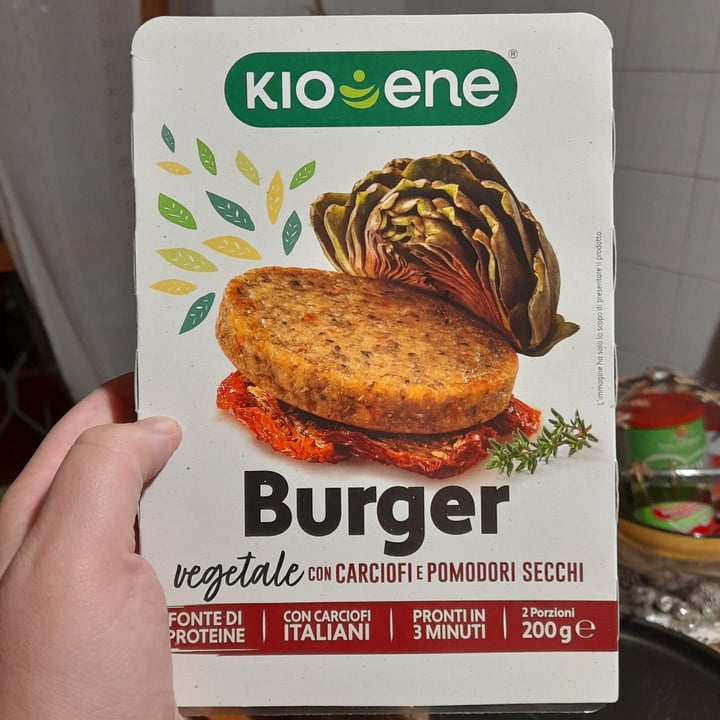 photo of Kioene Burger ai carciofi e pomodori secchi shared by @franci95 on  01 Dec 2021 - review