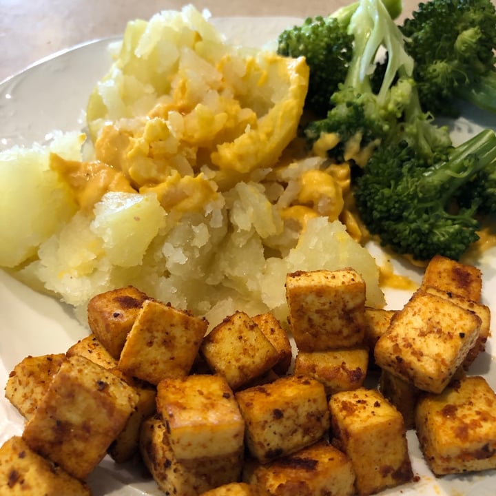 photo of Sprouts Farmers Market Organic Extra Firm Tofu shared by @veggietable on  07 Apr 2021 - review