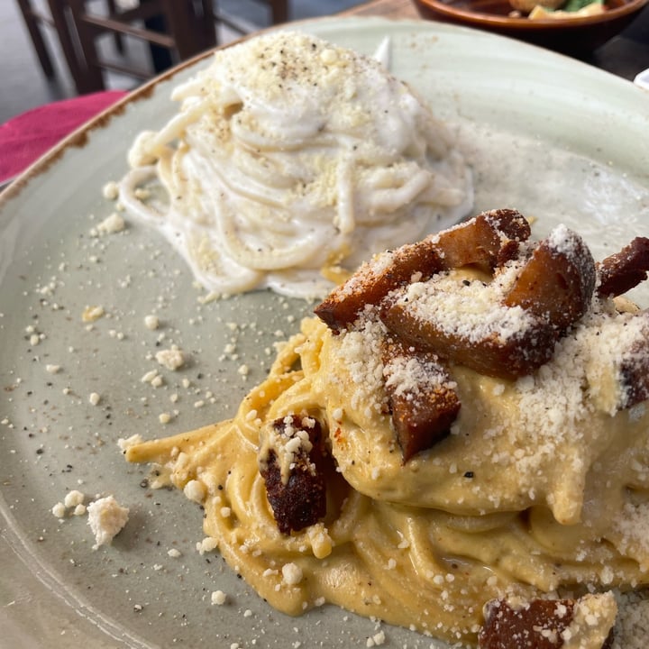 photo of Rifugio Romano Carbonara vegana shared by @myyogicheart on  05 Apr 2022 - review