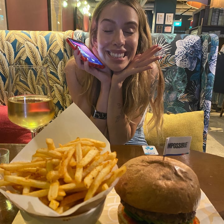 review photo of Wild Honey Eden Burger shared by @fragilexneko on 11 Jul 2021 - review