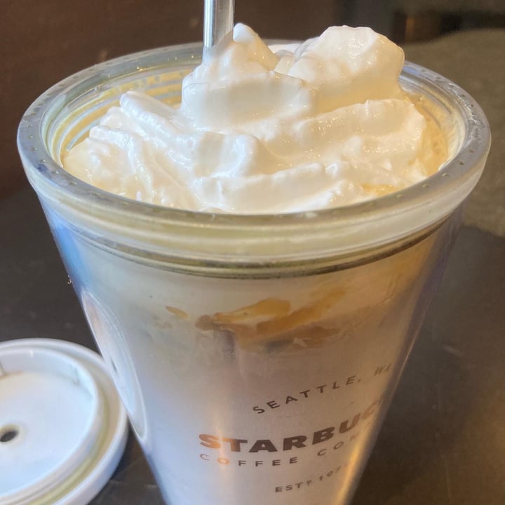photo of Starbucks Taipan Iced caramel macchiato shared by @frugalvegan on  19 Mar 2022 - review