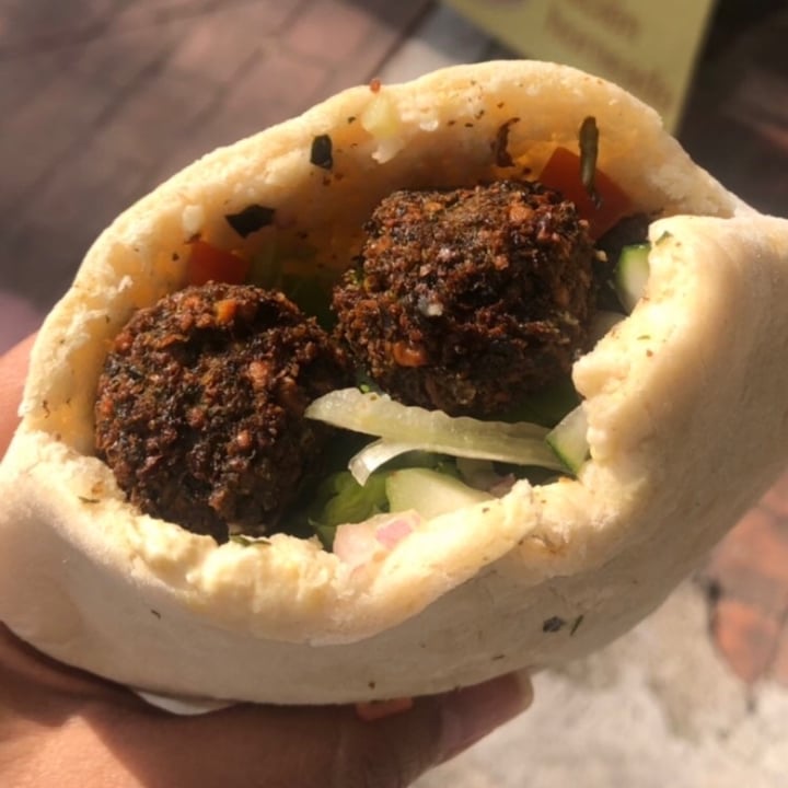 review photo of Falafeño Falafel sandwich đ„ shared by @nenacanela on 21 Sep 2022 - review