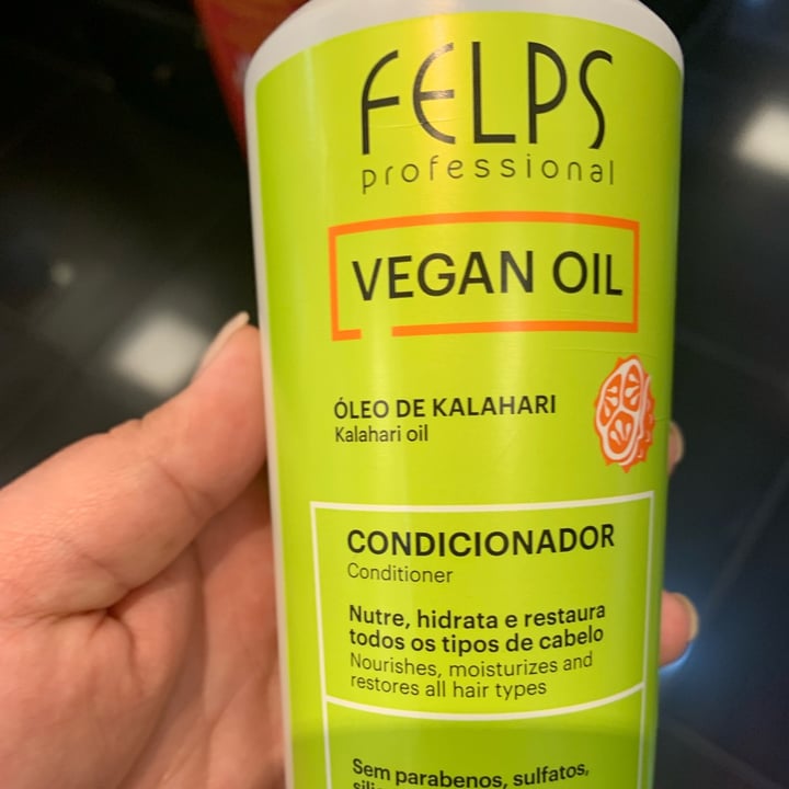 photo of Felps professional Condicionador shared by @thaislurie on  28 Jun 2022 - review