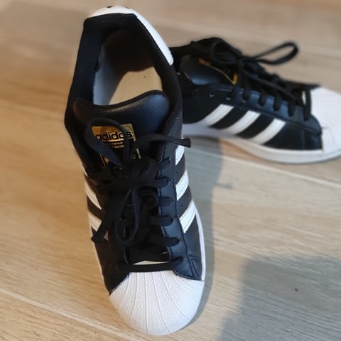 Adidas Vegan Superstars Reviews | abillion