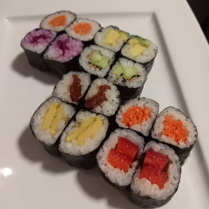 photo of Asia Fusion Sushi Hosomaki misti shared by @sapo29 on  02 Feb 2022 - review