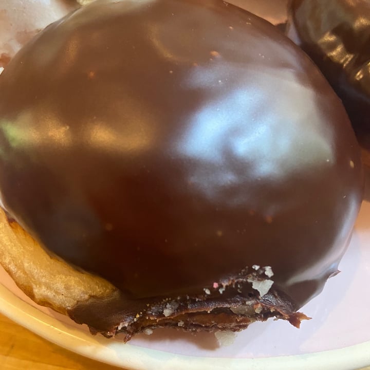 photo of Brammibal's Donuts Boston Cream shared by @marieheidi on  18 Oct 2020 - review