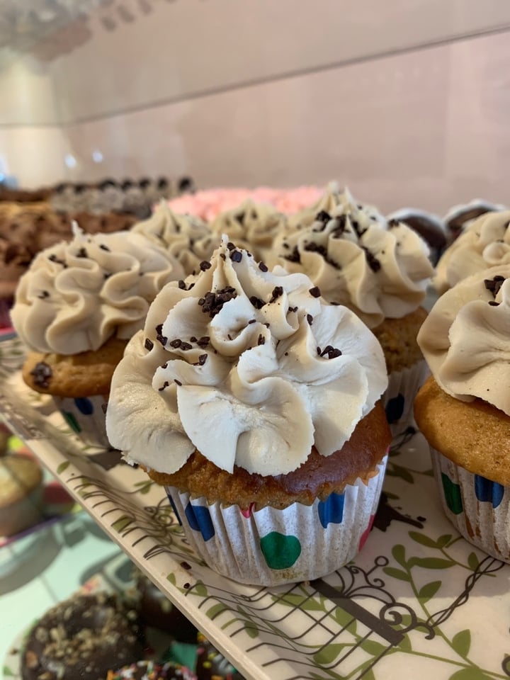 photo of Peace of Cake Tiramisu Cupcake shared by @angegm on  03 Mar 2020 - review