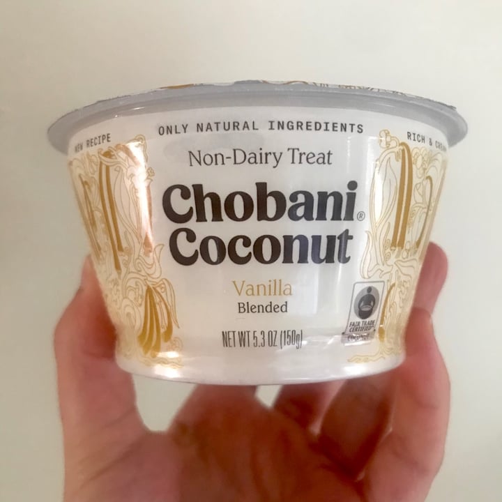 photo of Chobani Coconut Non-Dairy Blend Vanilla Yogurt shared by @appleappleamanda on  01 Jan 2021 - review