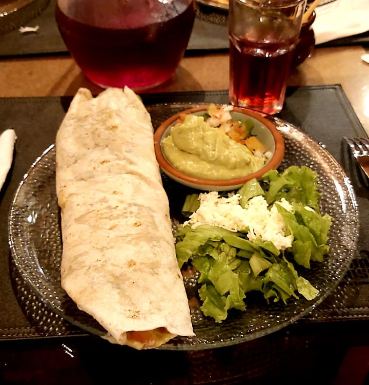 photo of Jaguar House Vegan Burrito shared by @miaaviles on  12 Mar 2020 - review