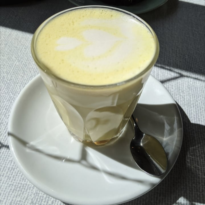 review photo of Eden Cafe Turmeric Latte shared by @belle14 on 24 Oct 2022 - review