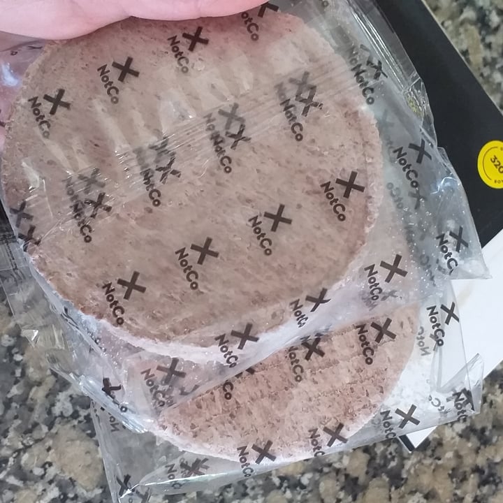 review photo of NotCo Not Burger shared by @melinamelinacc on 04 Dec 2022 - review
