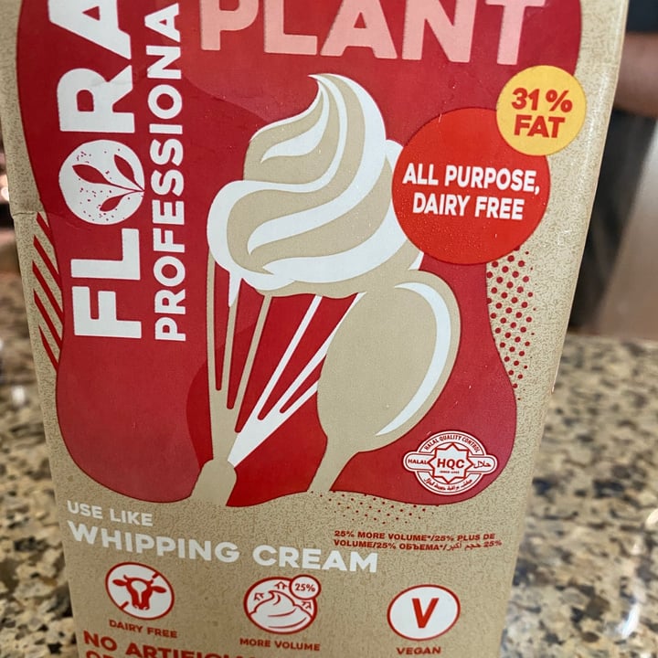 photo of Flora Flora Professional 31% Fat Plant Cream  shared by @adriandjackwithcoco on  16 Aug 2021 - review