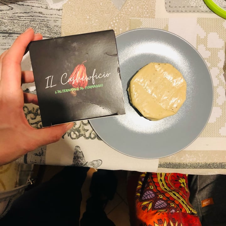 photo of Il CashewFicio Black Truffle shared by @nicole- on  21 Jan 2022 - review