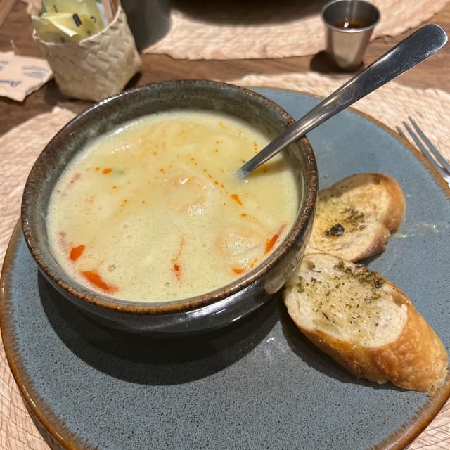Foto del piatto “Sopa de Habas Secas y Chochoyotes”