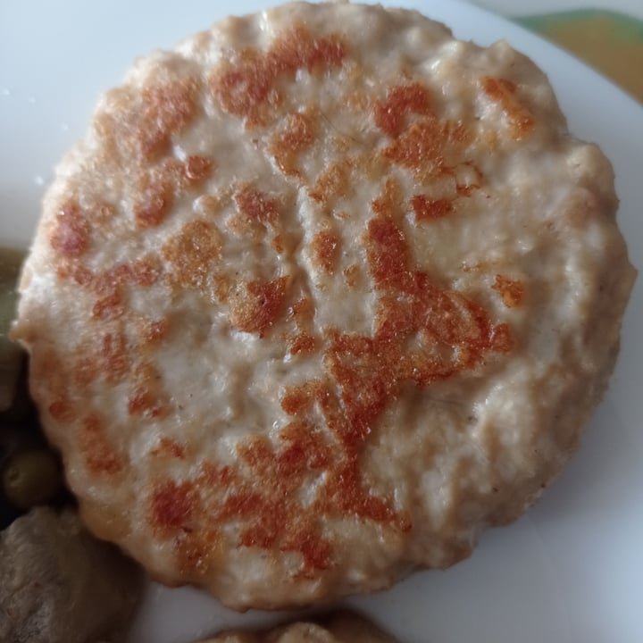 review photo of My veggie day Hamburguesa chicken shared by @veggielauher on 29 Mar 2022 - review